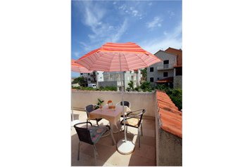 Croazia Privát Sutivan, Esterno